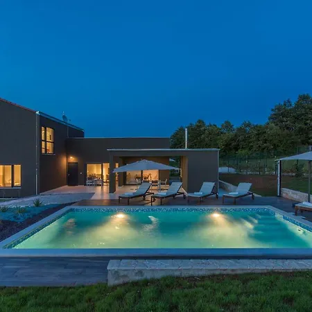 Terra Villa *